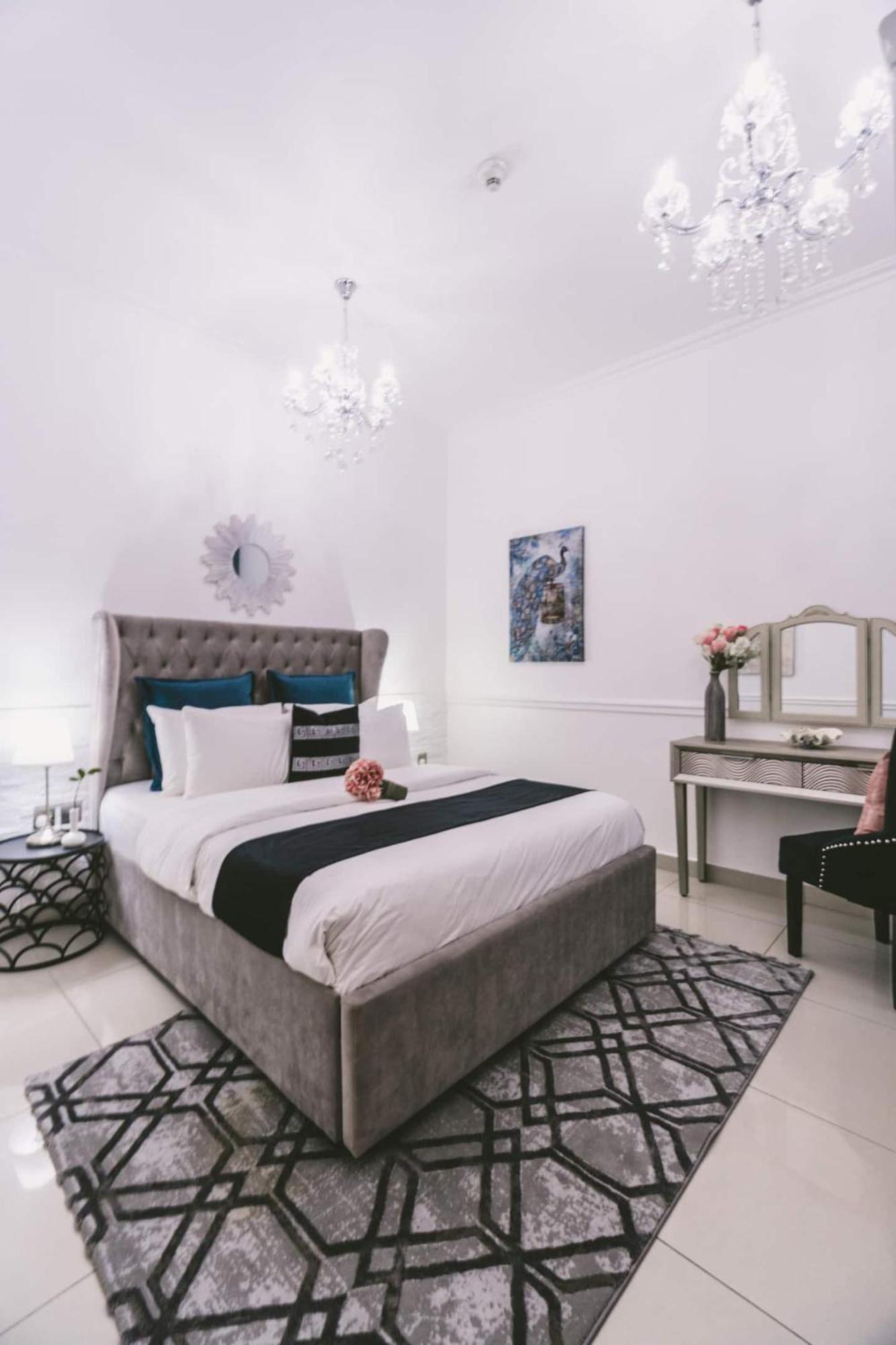 Pristine Apartment Sunrise View At 51St Dubai Exterior photo